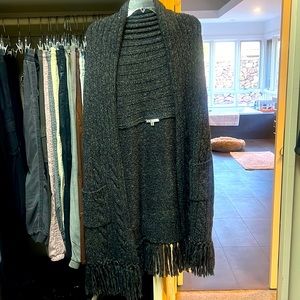 Size M Cabi long sweater vest with fringe